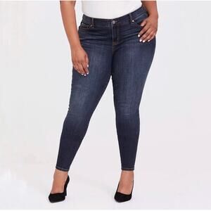 Torrid Feel the Fit Blue Jeans High Rise Dark Wash Skinny Jeans 33"